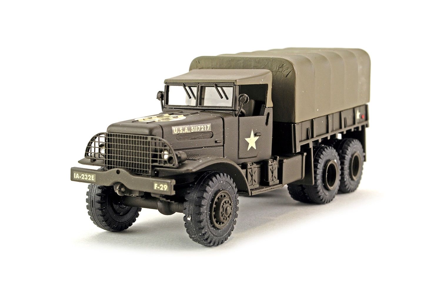 White 666 Cargo Truck - Prime Mover - 1:48