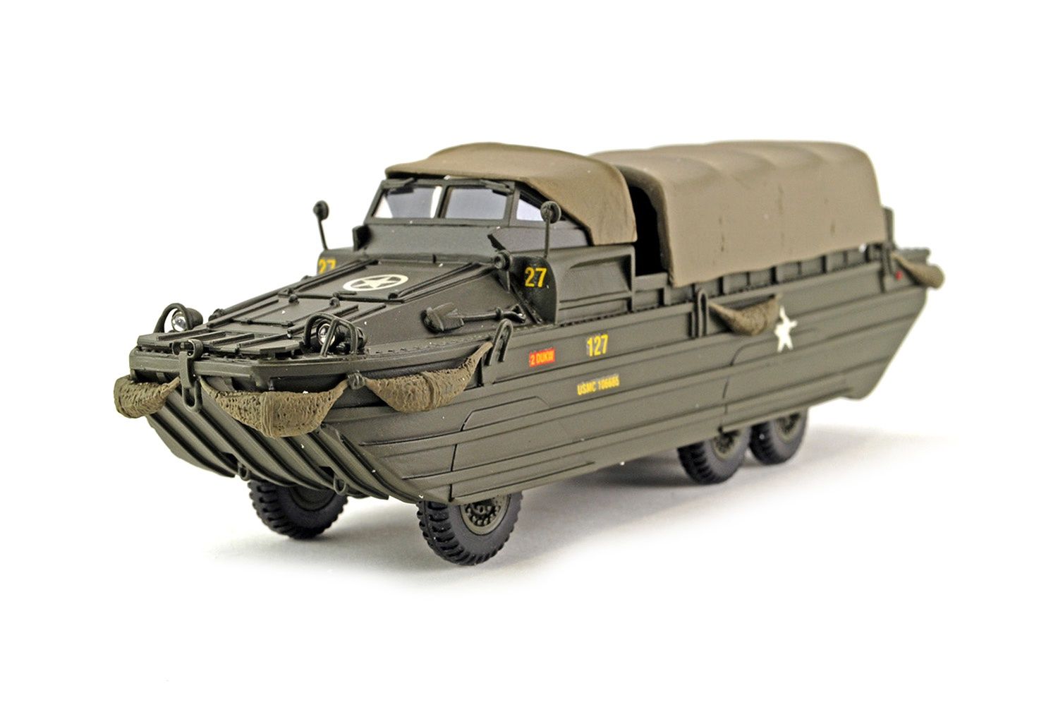 GMC DUKW - 353 Amphibious Truck - USMC - 1:48