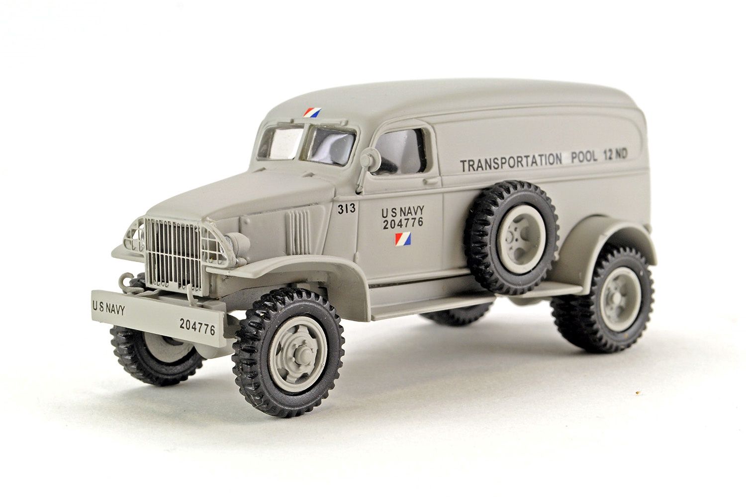 Chevrolet 4x4 Panel Truck - US Navy - Treasure Island - 1:48