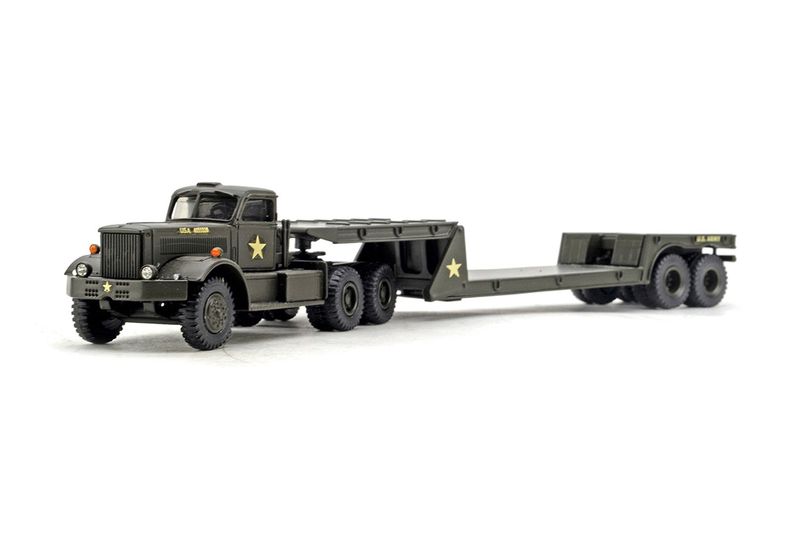 Diamond T Tractor w/Lowbed Trailer - 1:48