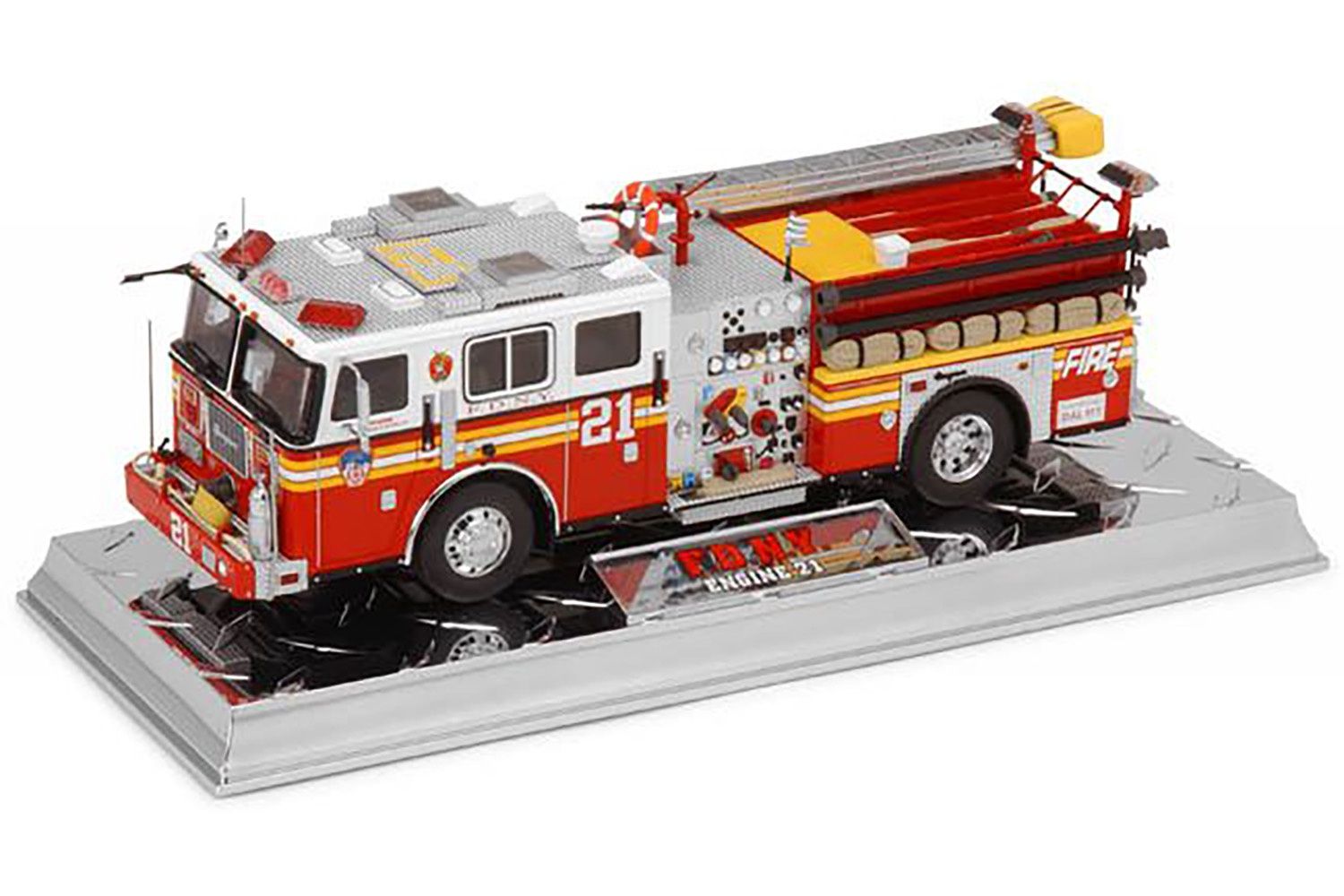 Seagrave FDNY Engine 21 - 1:32