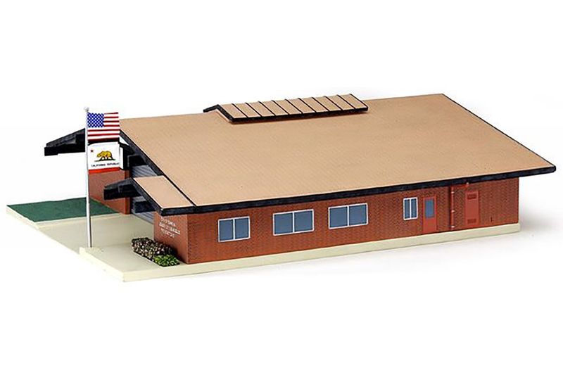 Emergency Los Angeles County Fire Station 51 - 1:64