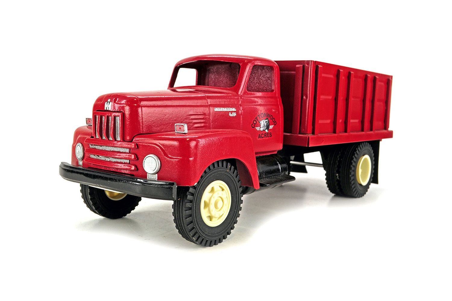 International R190 Dump Truck - 1:16