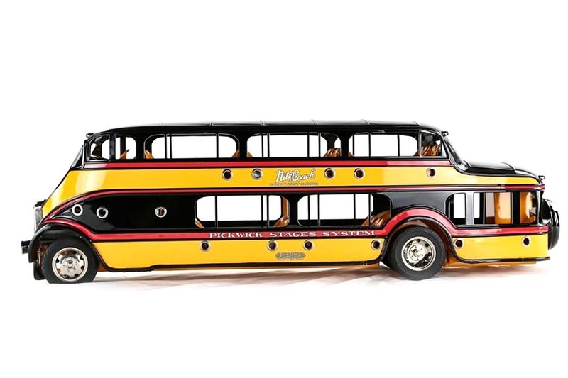 Pickwick Nite Coach - 1:8