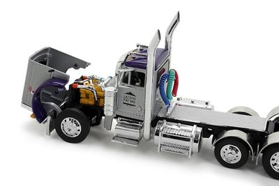 Peterbilt 379 w/Demco Fertilizer Tender - Larson Farms - 1:64
