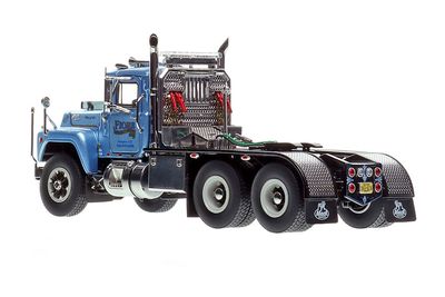 Mack RD 686ST Tandem Axle Tractor - Fiore Asphalt Paving