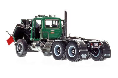 Mack R 612SX Tandem Axle Tractor - G. Greene Construction