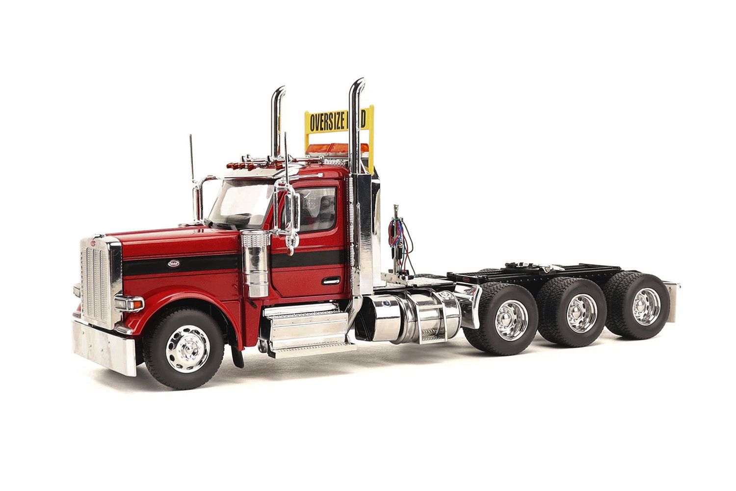 Peterbilt 589 Tri-Axle Day Cab Tractor - Legendary Red - 1:32