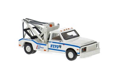 Chevrolet C30 Wrecker - NYPD - 1:87
