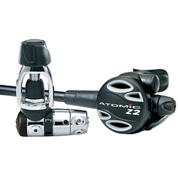 Atomic Z2 (5 Port Swivel Cap) First &amp; Second Stage Regulator