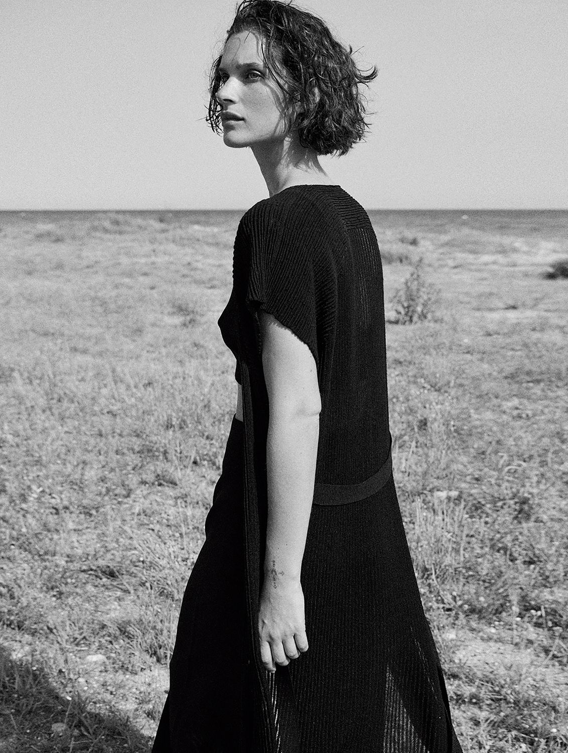 Sita Murt/ knitted long cardigan zwart