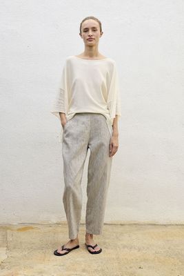 Sita Murt/ knitted cape off white Sita Murt/ knitted cape off white