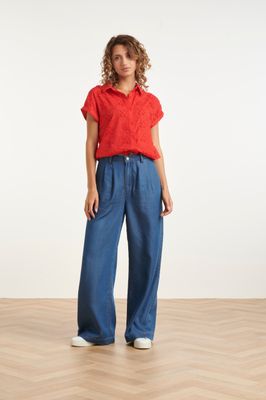 Smashed Lemon flower embroidered top rood