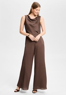 Swing waterfall neckline jumpsuite bruin