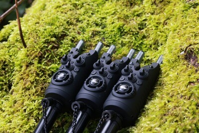 GIZMO2 BITE ALARMS SET 3 + 1 + BIVVY LAMP