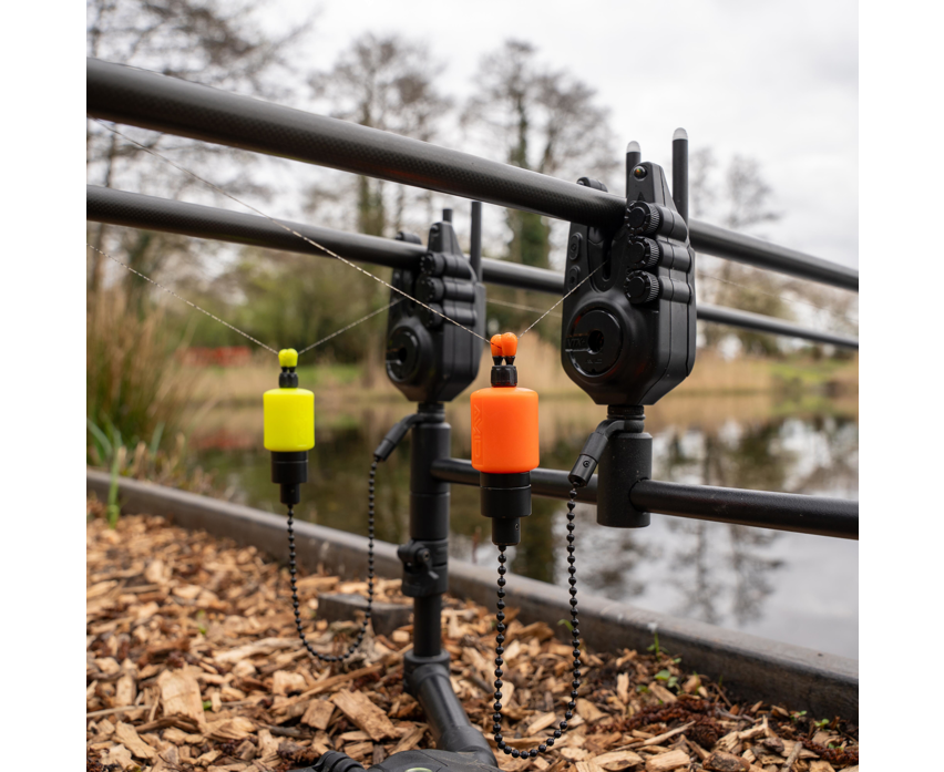 XL Revolve Bobbin Kit RED