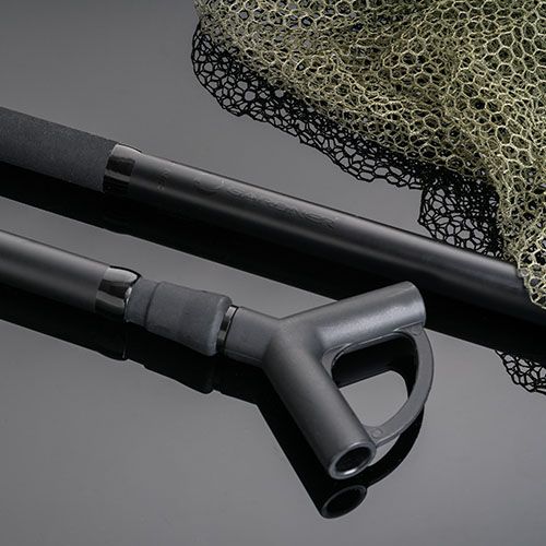 GTNC CARBON COMPACT LANDING NET 42″ (RETRAIBILE)