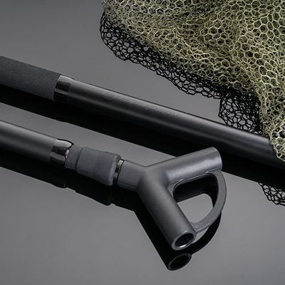 GTNC CARBON COMPACT LANDING NET 42″ (RETRAIBILE)