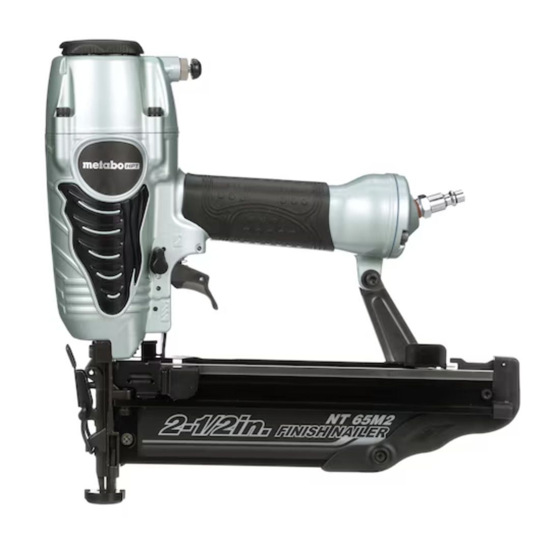2-1/2” Metabo HPT Finish Nailer / 16ga / NT65M2