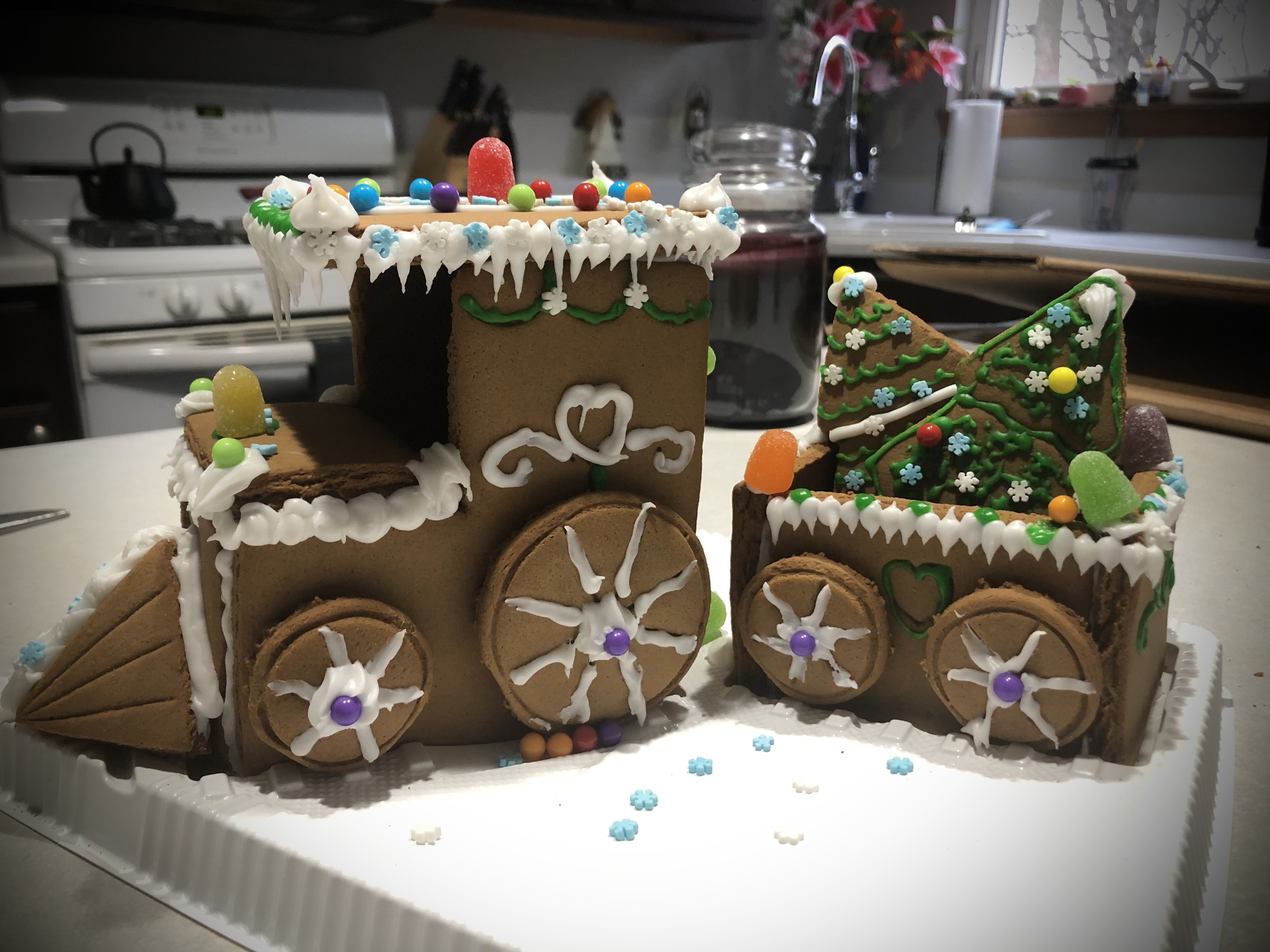 Gingerbread House Building and Breakfast Gingerbread