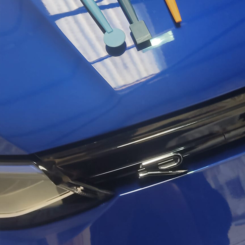 Vehicle De-chroming Appointment