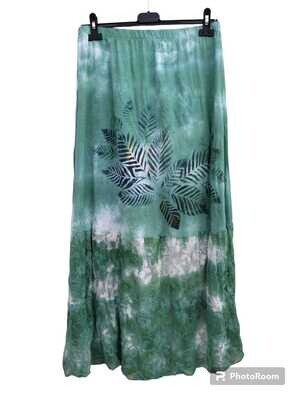 Falda talla única, cintura elástica, verde agua, hojas.