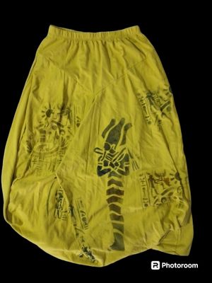 Falda amarilla, tela doble, talla única, egipto.