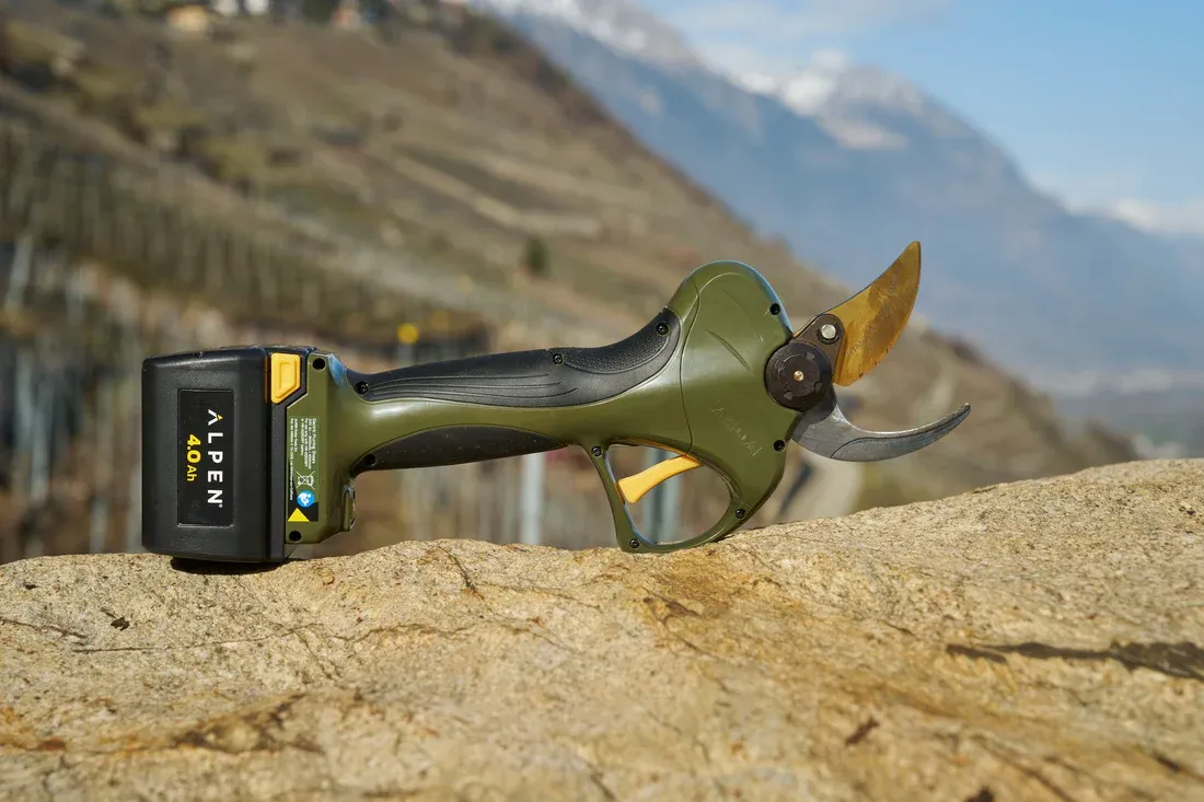 Alpen Wildhorn 40 Cordless Pruning Shear