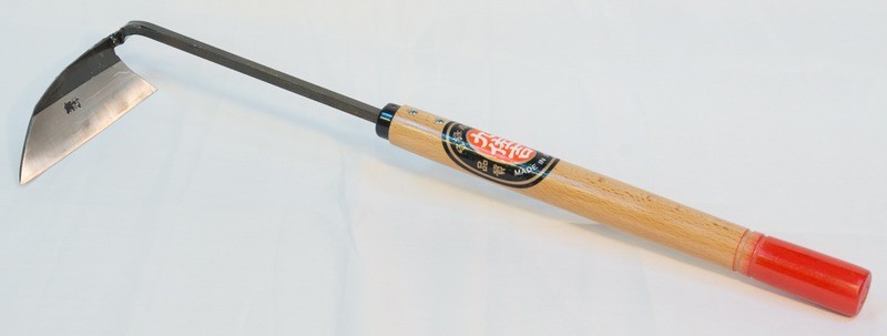 KUSAKICHI Nejiri Scraper with Long Wood Handle KUSAKICHI Nejiri Scraper with Long Wood Handle