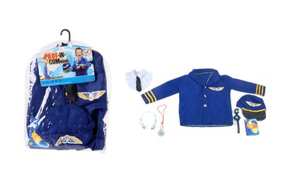 IDT16339 PILOT COMMAND DRESS UP SET W/HANGER IN PVC BAG