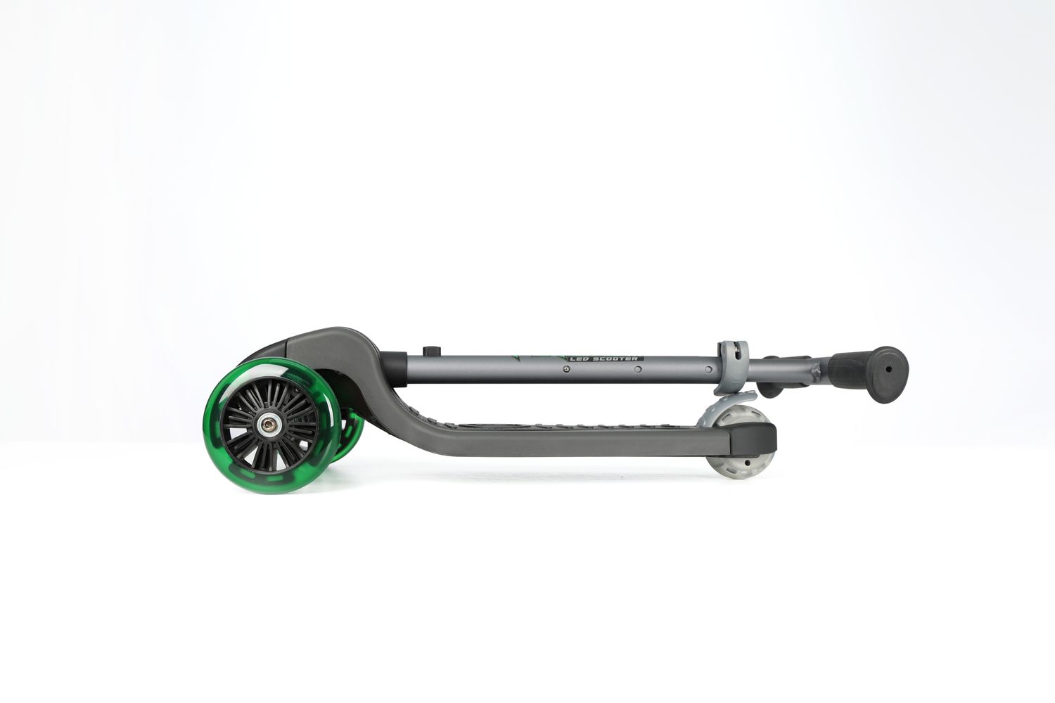 FUTURE ECO SCOOTER W/ LED FLASHING GREEN