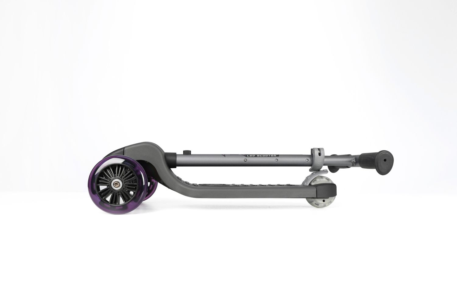 FUTURE ECO SCOOTER W/ LED FLASHING PURPLE