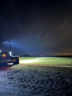 9 Foot Tall Set Truck Bed Mounted Light Tower 14,360 Lumens