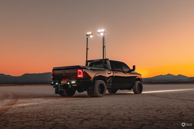 9 Foot Tall Set Truck Bed Mounted Light Tower 14,360 Lumens