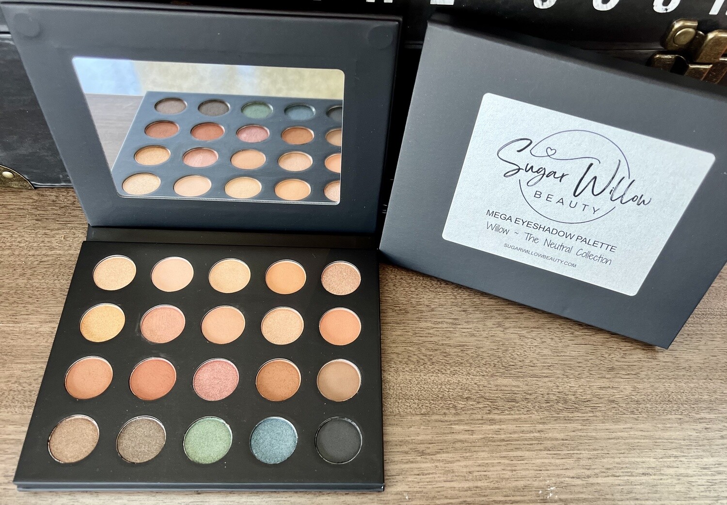 Willow ~ The Neutral Collection Mega Eyeshadow Palette