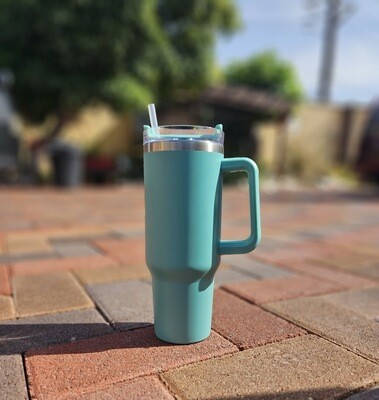 40 Oz Travel Tumbler w/ Handle &amp; Straw
