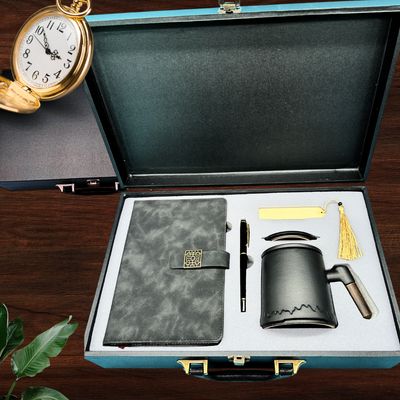 Attache 5 Gift Set