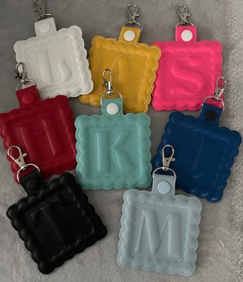 Scalloped Initial Snap Tabs