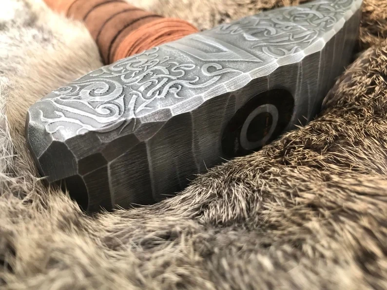 Small Viking Bear Hammer