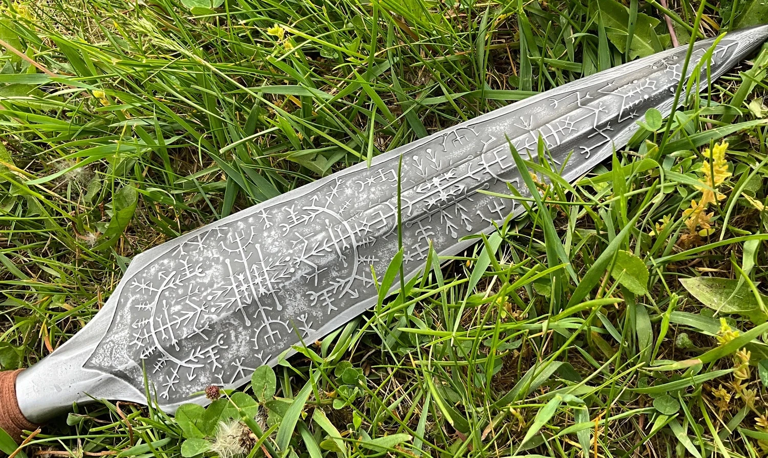 Stave Rune Viking Spear Of Tyr-Engraved