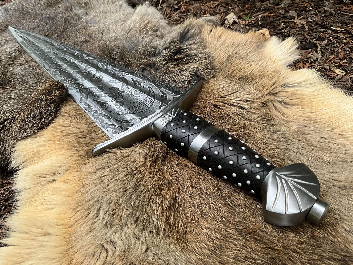 Cheshire Cat Cinquedea