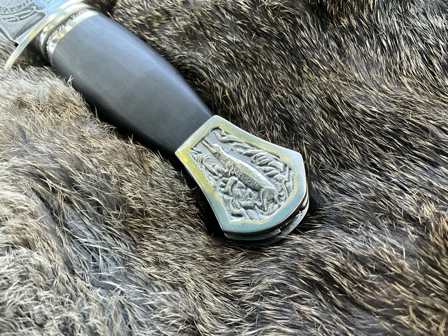 Skoll and Hati Dagger