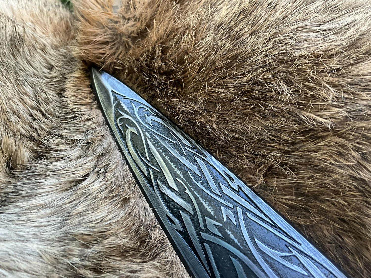 Skoll and Hati Dagger