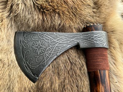 Elven Star Tomahawk