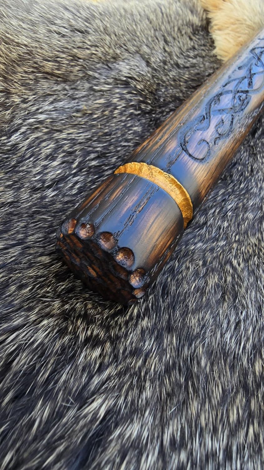 Nature Vine Quarter Staff