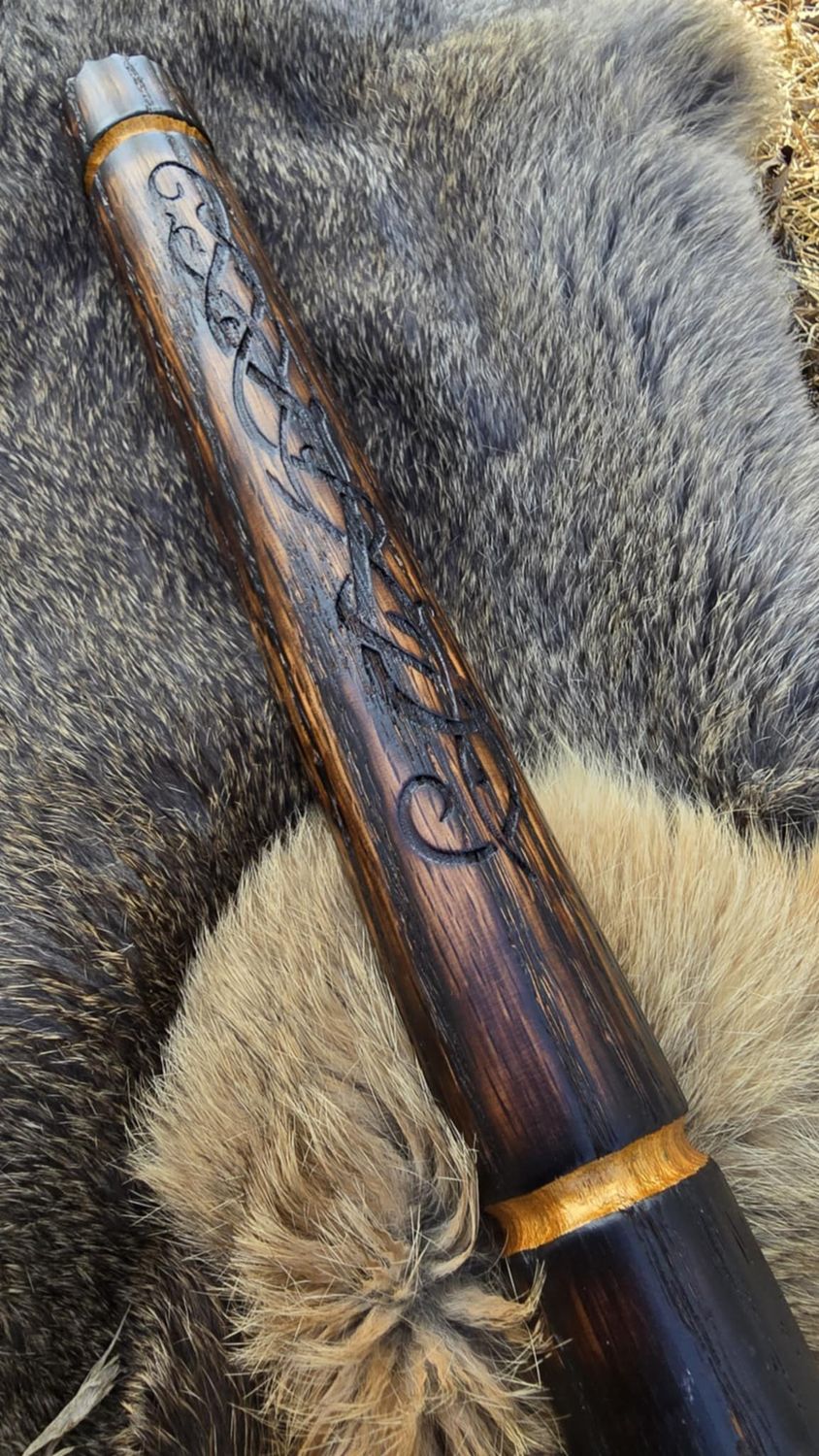 Nature Vine Quarter Staff