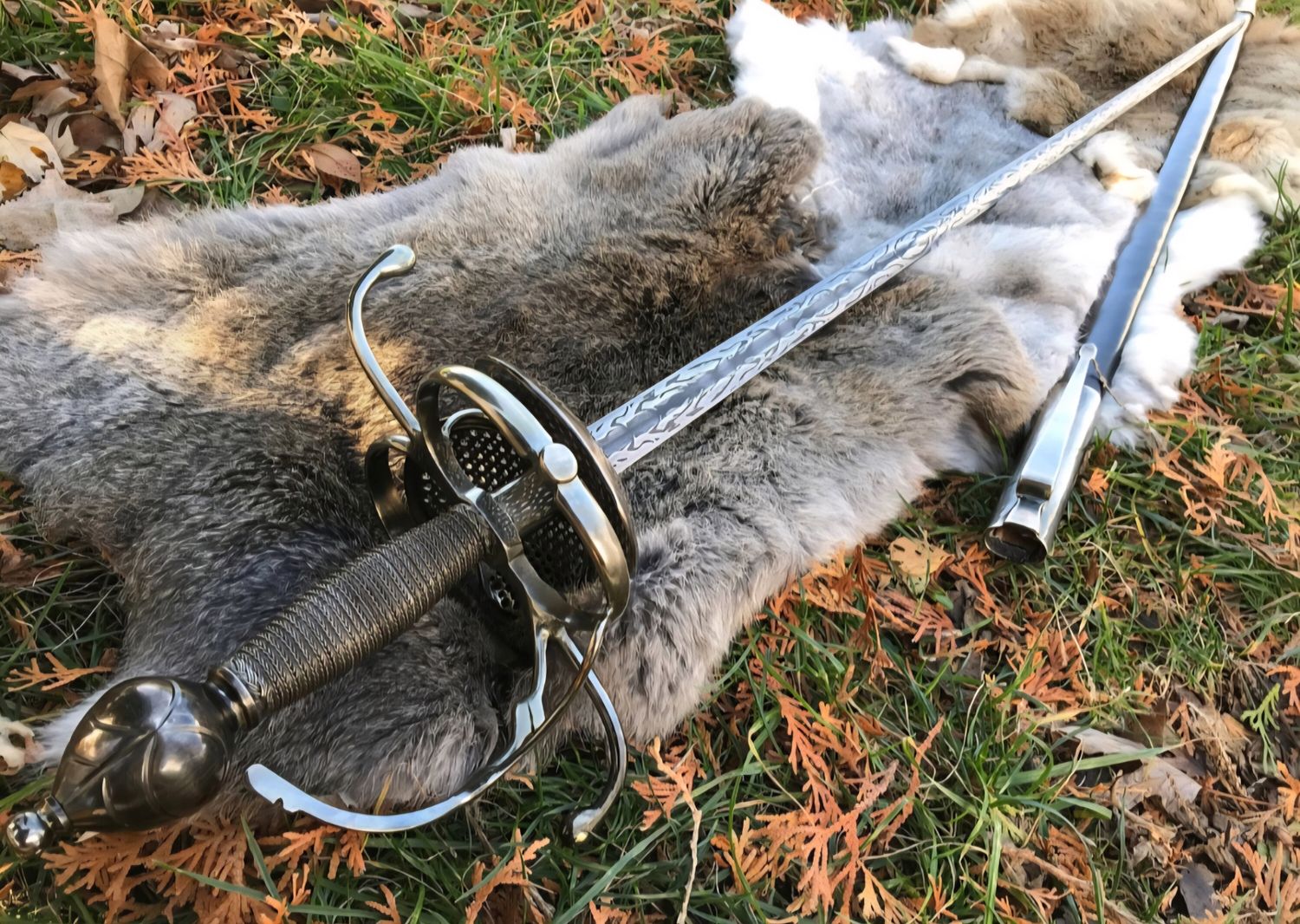 Briar Engraved Cavalier Rapier