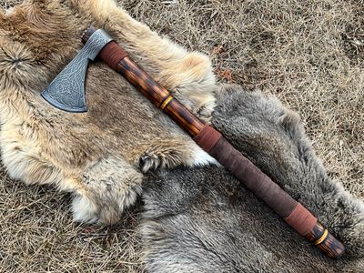 Elven Star Tomahawk