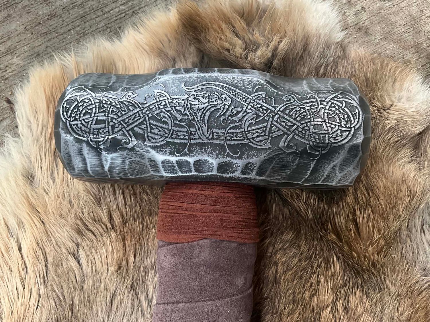 Engraved Jörmungandr Viking Hammer
