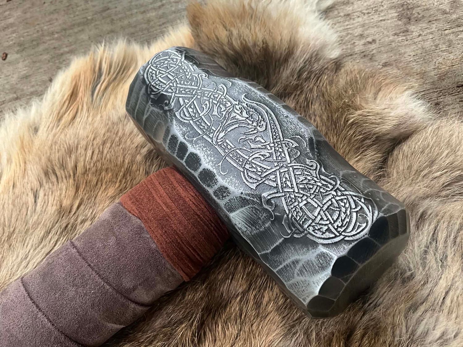 Engraved Jörmungandr Viking Hammer